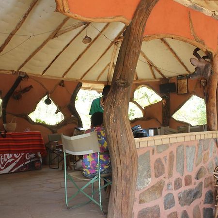 Lion'S Cave Camp, Samburu Villa Archers Post Exterior photo