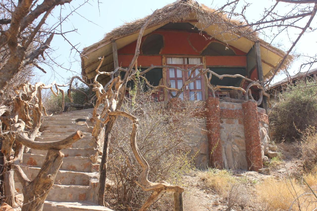 Lion'S Cave Camp, Samburu Villa Archers Post Exterior photo