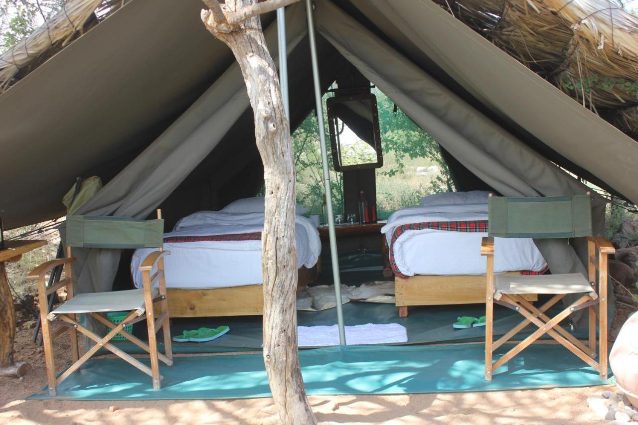 Lion'S Cave Camp, Samburu Villa Archers Post Exterior photo