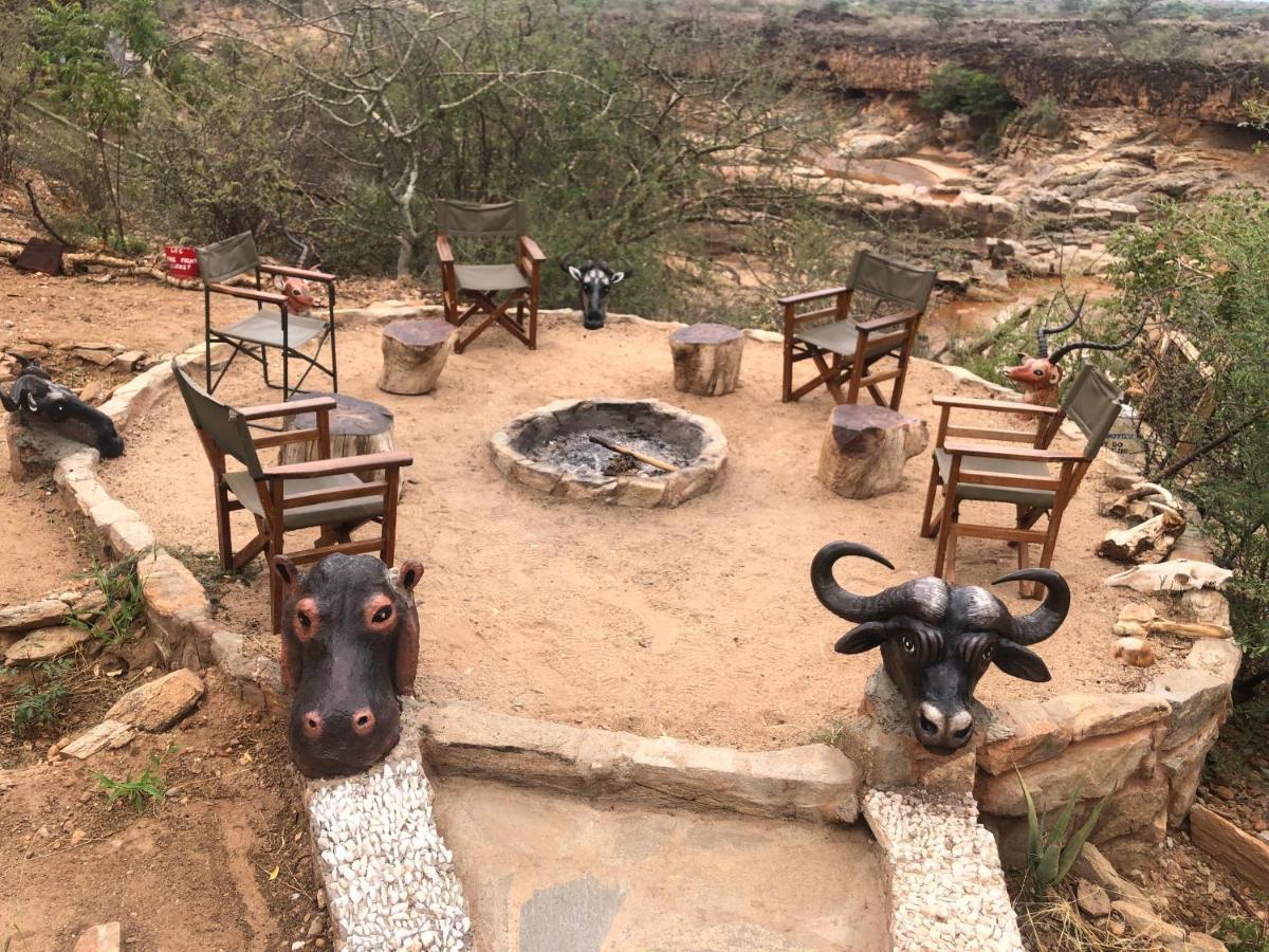 Lion'S Cave Camp, Samburu Villa Archers Post Exterior photo