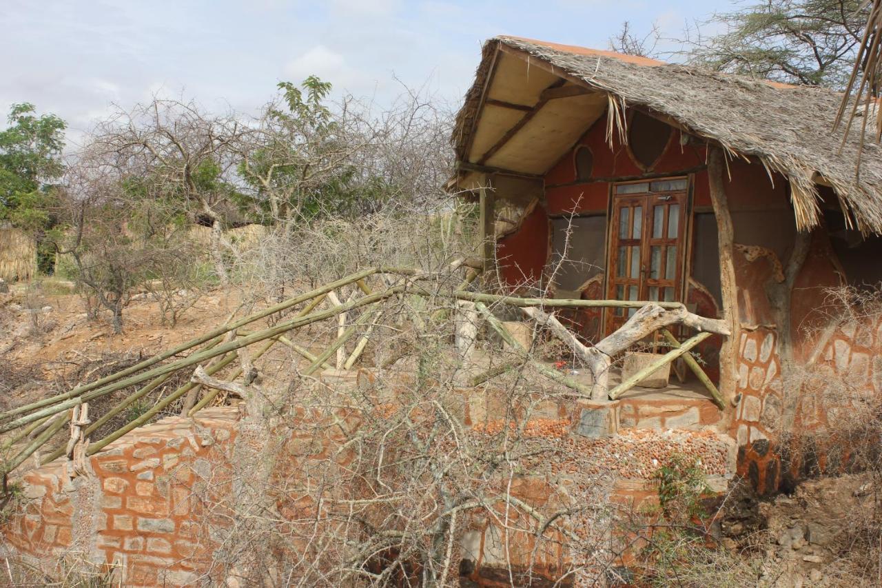Lion'S Cave Camp, Samburu Villa Archers Post Exterior photo