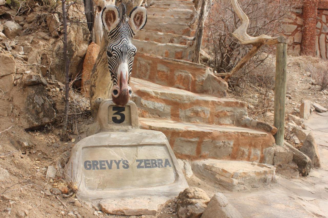 Lion'S Cave Camp, Samburu Villa Archers Post Exterior photo